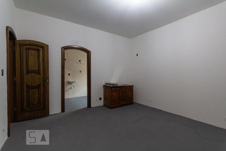 Casa à venda com 750m², 4 quartos e 6 vagas Casa à venda com 750m², 4 quartos e 6 vagasSuíte 4