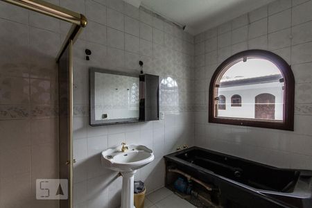 Casa à venda com 750m², 4 quartos e 6 vagas Casa à venda com 750m², 4 quartos e 6 vagasSuíte 3