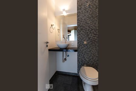 Apartamento à venda com 430m², 4 quartos e 5 vagasVaranda (Lavabo)