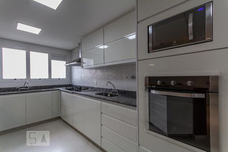 Apartamento à venda com 430m², 4 quartos e 5 vagasCozinha