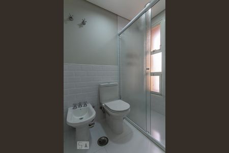 Apartamento à venda com 200m², 3 quartos e 4 vagas Apartamento à venda com 200m², 3 quartos e 4 vagasSuíte 3