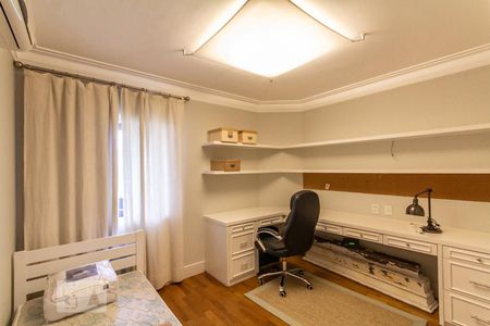 Apartamento à venda com 200m², 3 quartos e 4 vagas Apartamento à venda com 200m², 3 quartos e 4 vagasSuíte 3