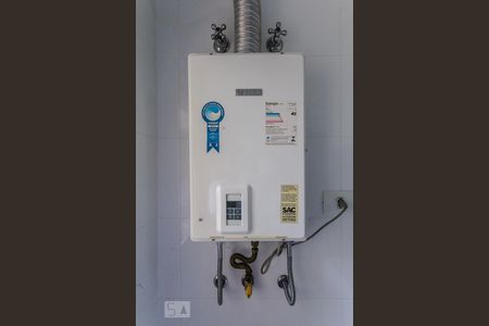 Apartamento à venda com 200m², 3 quartos e 4 vagas Apartamento à venda com 200m², 3 quartos e 4 vagasAquecedor