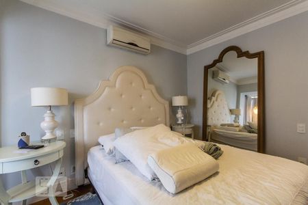 Apartamento à venda com 200m², 3 quartos e 4 vagas Apartamento à venda com 200m², 3 quartos e 4 vagasSuíte 2