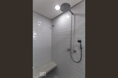 Apartamento à venda com 200m², 3 quartos e 4 vagas Apartamento à venda com 200m², 3 quartos e 4 vagasSuíte 2 (ducha)