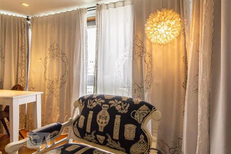 Apartamento à venda com 200m², 3 quartos e 4 vagas Apartamento à venda com 200m², 3 quartos e 4 vagasSuíte 2