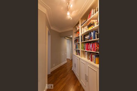 Apartamento à venda com 200m², 3 quartos e 4 vagas Apartamento à venda com 200m², 3 quartos e 4 vagasAcesso á sala