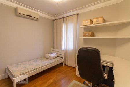 Apartamento à venda com 200m², 3 quartos e 4 vagas Apartamento à venda com 200m², 3 quartos e 4 vagasSuíte 3
