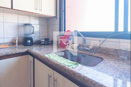 Apartamento à venda com 150m², 3 quartos e 2 vagas Apartamento à venda com 150m², 3 quartos e 2 vagasPia