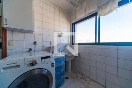 Apartamento à venda com 150m², 3 quartos e 2 vagas Apartamento à venda com 150m², 3 quartos e 2 vagasÁrea de Serviço