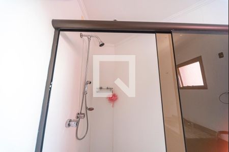 Apartamento à venda com 150m², 3 quartos e 2 vagas Apartamento à venda com 150m², 3 quartos e 2 vagasChuveiro