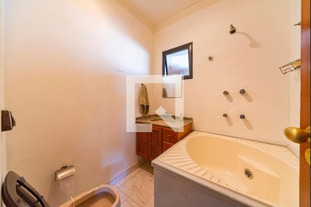 Apartamento à venda com 150m², 3 quartos e 2 vagas Apartamento à venda com 150m², 3 quartos e 2 vagasBanheiro do Quarto 3