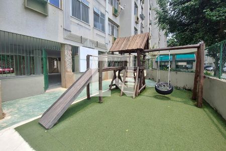 Apartamento para alugar com 64m², 2 quartos e 1 vagaÁrea comum