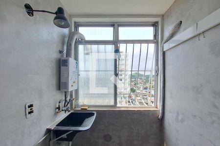 Apartamento para alugar com 64m², 2 quartos e 1 vagaÁrea de Serviço