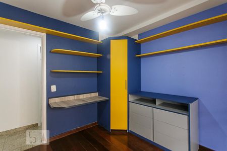 Apartamento para alugar com 118m², 3 quartos e 2 vagasQuarto