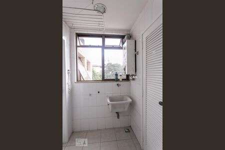 Apartamento para alugar com 118m², 3 quartos e 2 vagasÁrea de serviço