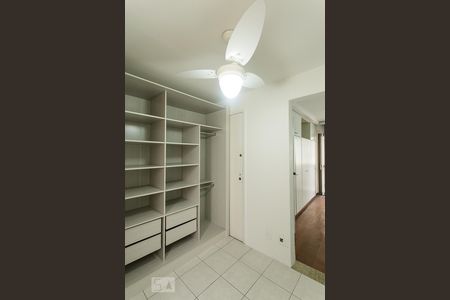 Apartamento para alugar com 118m², 3 quartos e 2 vagasCloset