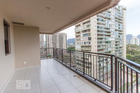 Varanda de apartamento para alugar com 2 quartos, 98m² em Barra da Tijuca, Rio de Janeiro