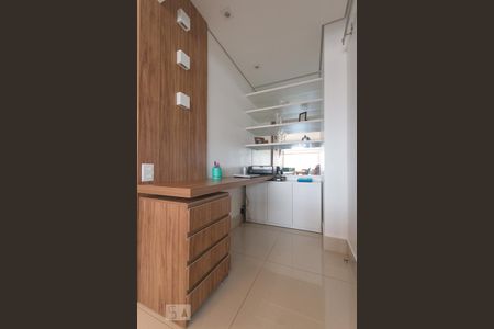 Escritório  de apartamento à venda com 3 quartos, 140m² em Bosque da Saúde, São Paulo