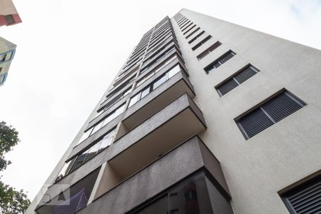 Apartamento para alugar com 55m², 2 quartos e 1 vagaFachada