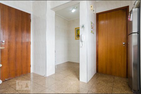 Apartamento à venda com 140m², 4 quartos e 2 vagas Apartamento à venda com 140m², 4 quartos e 2 vagasCozinha