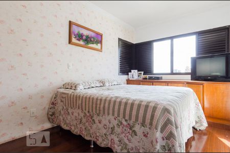 Apartamento à venda com 140m², 4 quartos e 2 vagas Apartamento à venda com 140m², 4 quartos e 2 vagasQuarto da Suíte