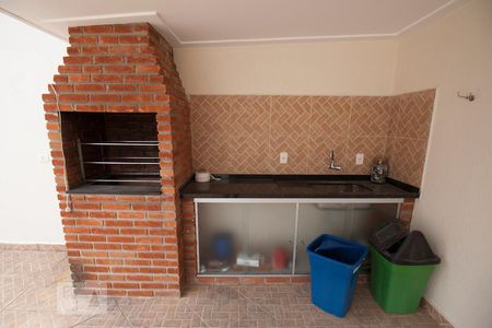Apartamento à venda com 220m², 2 quartos e 2 vagasChurrasqueira