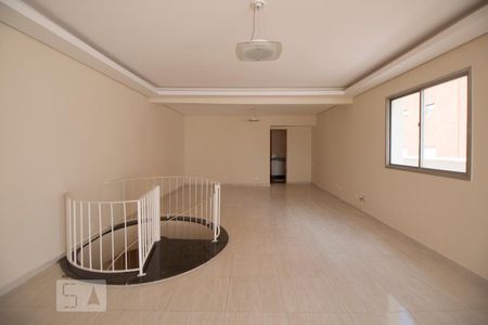 Apartamento à venda com 220m², 2 quartos e 2 vagasSegundo Andar