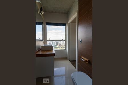 Banheiro da Suíte de apartamento para alugar com 1 quarto, 70m² em Jardim Fonte do Morumbi, São Paulo