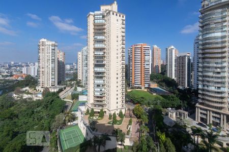 Vista Sala de apartamento para alugar com 1 quarto, 70m² em Jardim Fonte do Morumbi, São Paulo