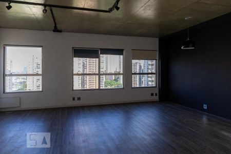 Sala de apartamento para alugar com 1 quarto, 70m² em Jardim Fonte do Morumbi, São Paulo