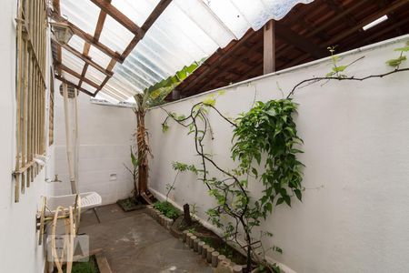 Casa à venda com 250m², 8 quartos e 4 vagasÁrea de Serviço