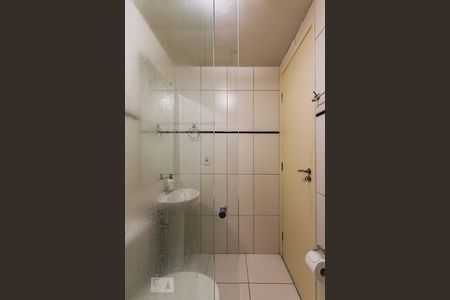 Apartamento para alugar com 50m², 2 quartos e 1 vaga Apartamento para alugar com 50m², 2 quartos e 1 vagaBanheiro