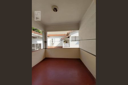 Casa para alugar com 320m², 8 quartos e 4 vagas Casa para alugar com 320m², 8 quartos e 4 vagasVaranda do quarto 5