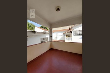 Casa para alugar com 320m², 8 quartos e 4 vagas Casa para alugar com 320m², 8 quartos e 4 vagasVaranda do quarto 5