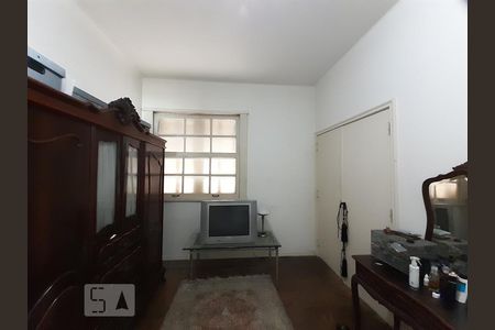 Casa para alugar com 320m², 8 quartos e 4 vagas Casa para alugar com 320m², 8 quartos e 4 vagasQuarto 4
