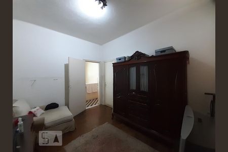 Casa para alugar com 320m², 8 quartos e 4 vagas Casa para alugar com 320m², 8 quartos e 4 vagasQuarto 4