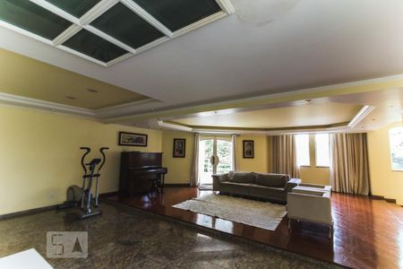 Sala de casa à venda com 3 quartos, 470m² em Independência, São Bernardo do Campo