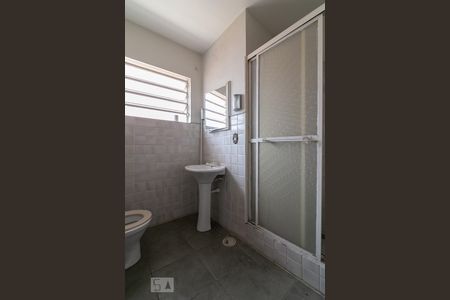 Apartamento para alugar com 380m², 3 quartos e 4 vagasBanheiro de serviço 