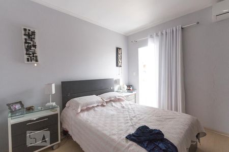 Casa à venda com 135m², 3 quartos e 4 vagasSuíte 