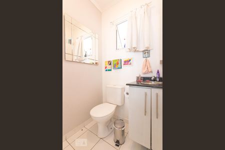 Casa à venda com 135m², 3 quartos e 4 vagasBanheiro 1