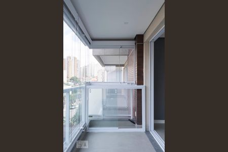 Varanda de kitnet/studio para alugar com 1 quarto, 35m² em Vila Mariana, São Paulo