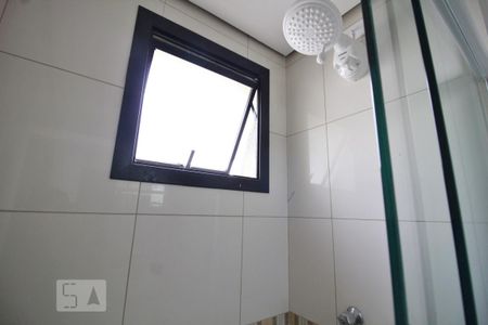 Chuveiro de apartamento para alugar com 2 quartos, 58m² em Vila Andrade, São Paulo