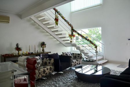 Sala de casa para alugar com 8 quartos, 600m² em Jardim da Saúde, São Paulo