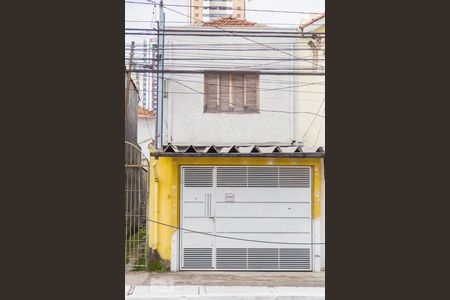 Casa à venda com 130m², 2 quartos e 1 vagaFachada