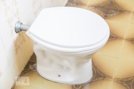 Casa à venda com 130m², 2 quartos e 1 vagaBanheiro 1