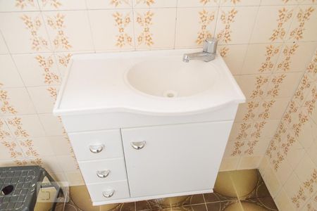 Casa à venda com 130m², 2 quartos e 1 vagaBanheiro 1