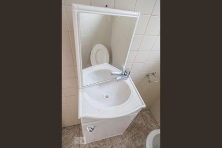 Casa à venda com 130m², 2 quartos e 1 vagaBanheiro 2