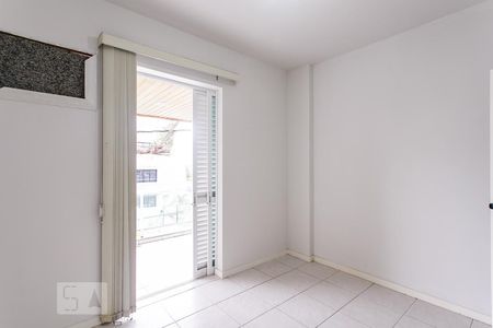 Apartamento para alugar com 100m², 3 quartos e 2 vagasQuarto