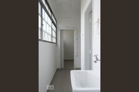 Apartamento para alugar com 90m², 3 quartos e sem vagaÁrea de serviço